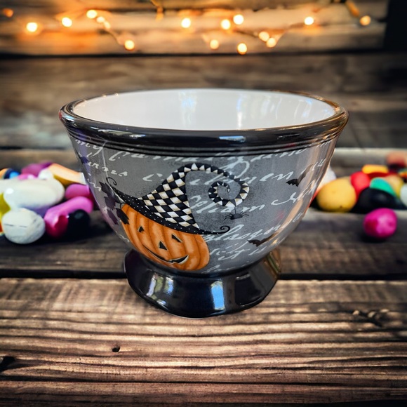 NEW Lori Harlequin Halloween Footed Bowl Orange, Black and Gray - Picture 1 of 9